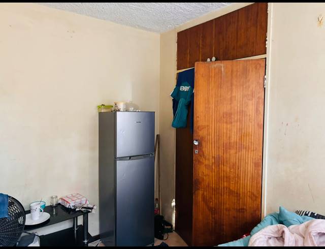 3 BEDROOM APARTMENT FOR SALE IN SUNNYSIDE